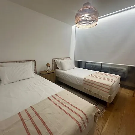 Porto Neptune Terrace Апартаменты Вила-Нова-ди-Гая