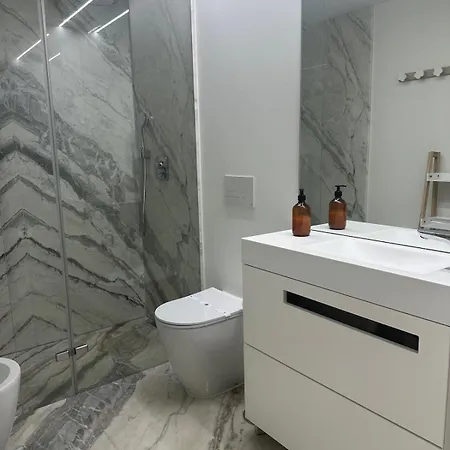 Porto Neptune Terrace * Вила-Нова-ди-Гая